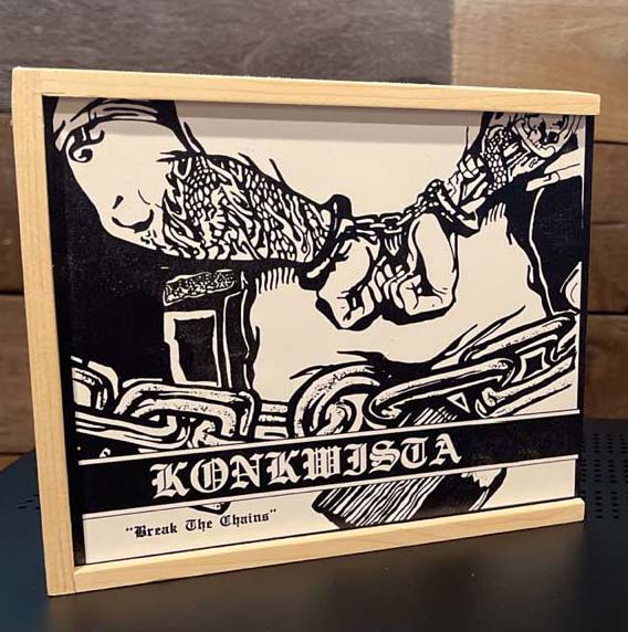 Konkwista "Break The Chains" wooden box